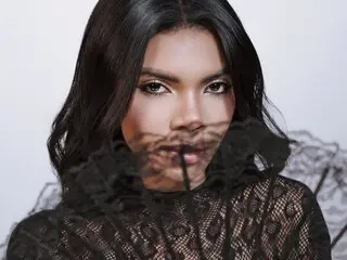 CelineMoretti sex webcam jasmin